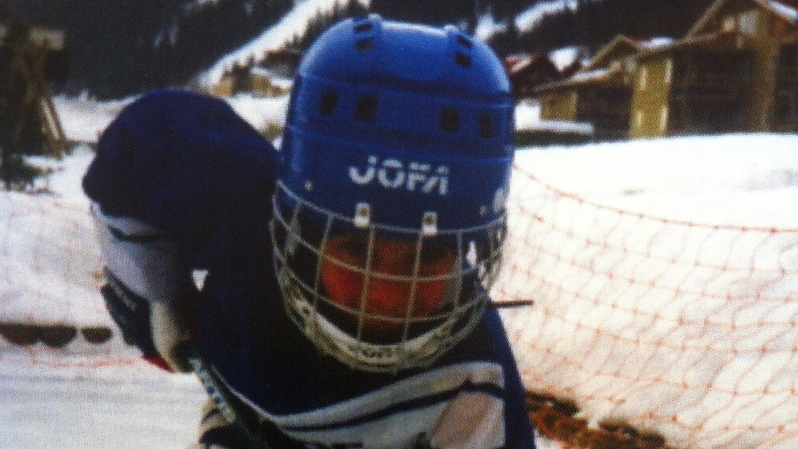 Henrik Lundqvist kid playing ice hockey
