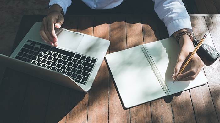 Planning for the Episodic Career? person at desk with laptop and notebook