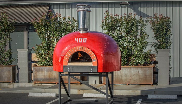 Andrea Mugnaini display of wood oven