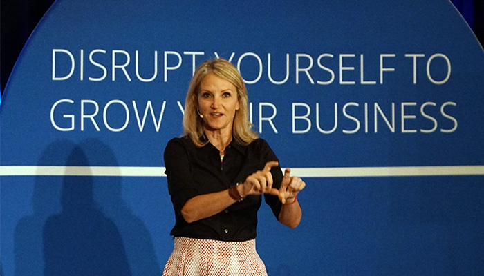 Mel Robbins Mel Robbins