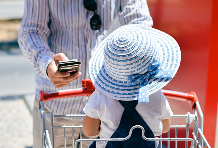 5 smart ways to stretch your dollar at the grocery store
