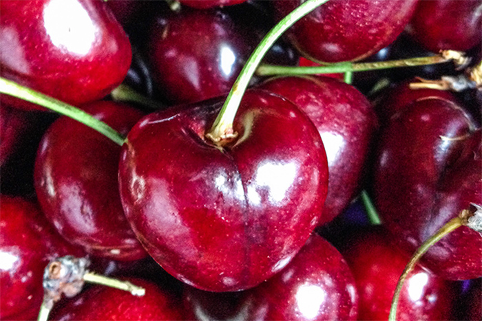 5 smart ways to stretch your dollar at the grocery store