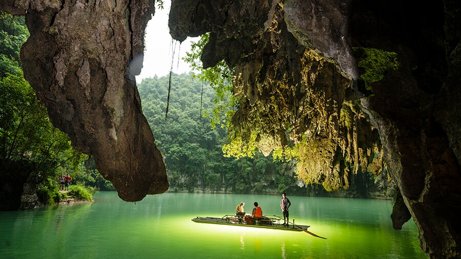 Chase Sapphire Reserve people on a raft