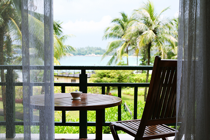 Going on a summer vacation? Here's how to save now