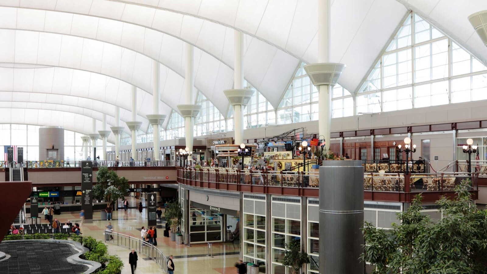 What to Know About Denver Airport United Lounges Chase