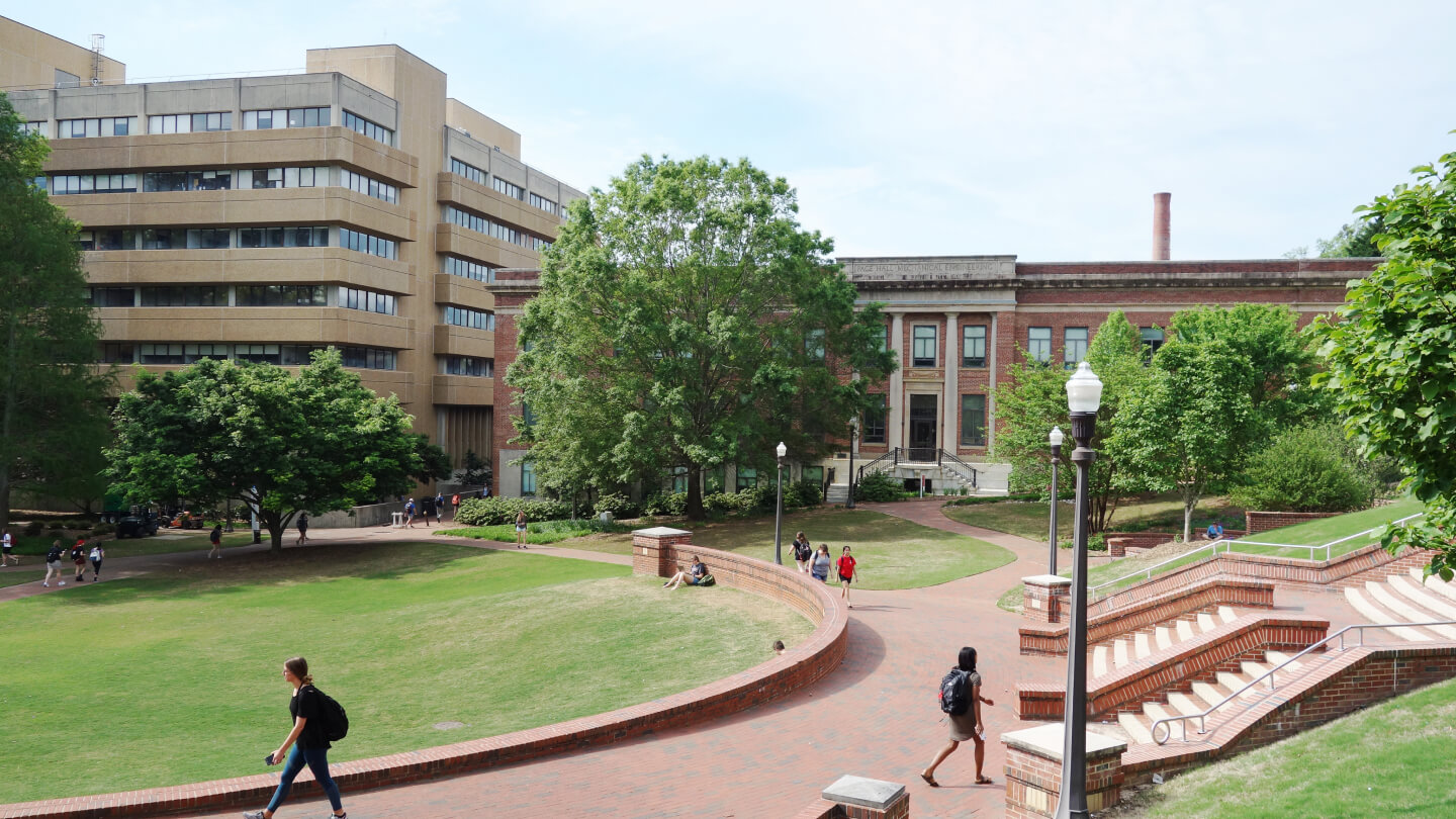 What Financial Aid Is Available For Native Americans? | Chase