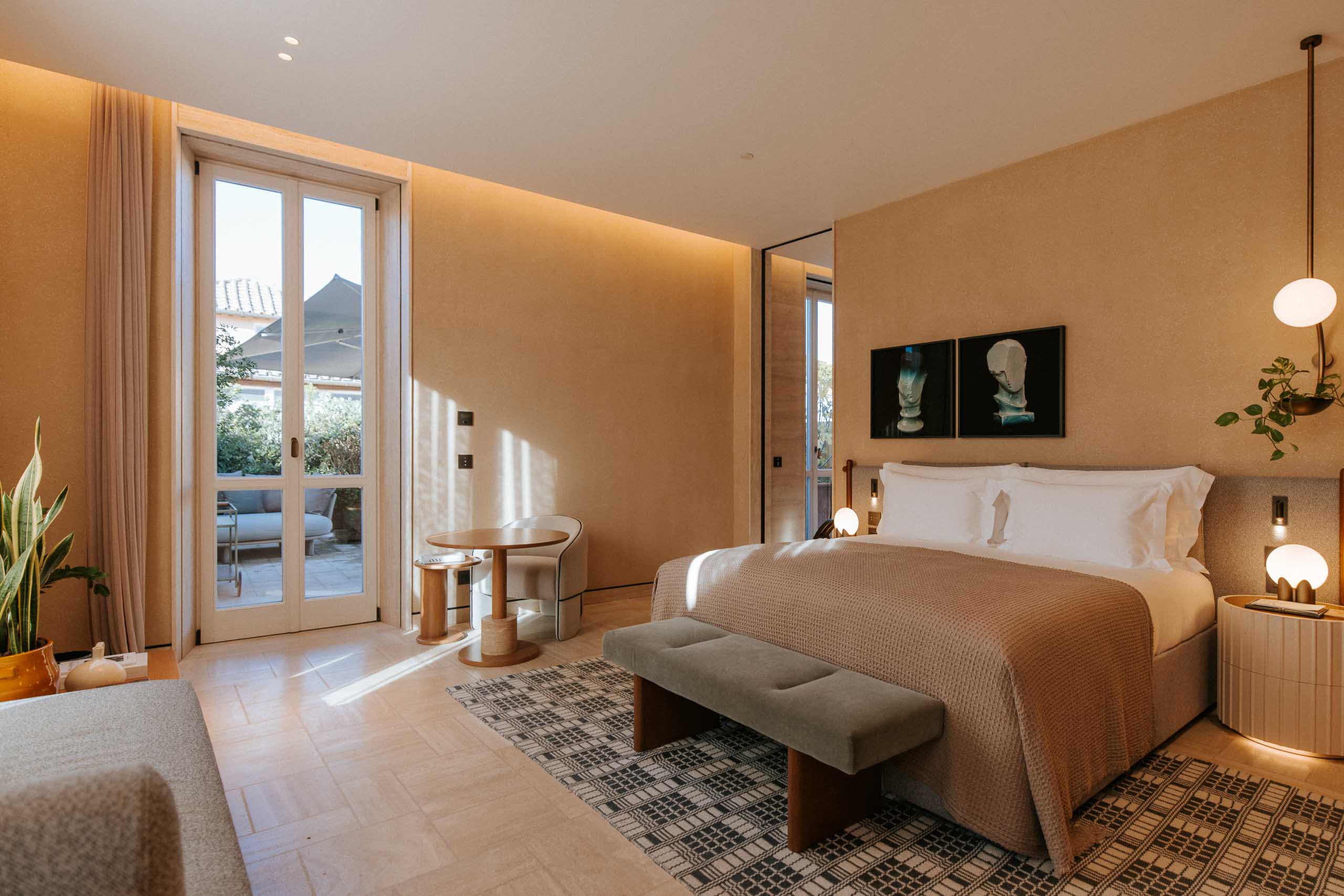 Hotel bedroom