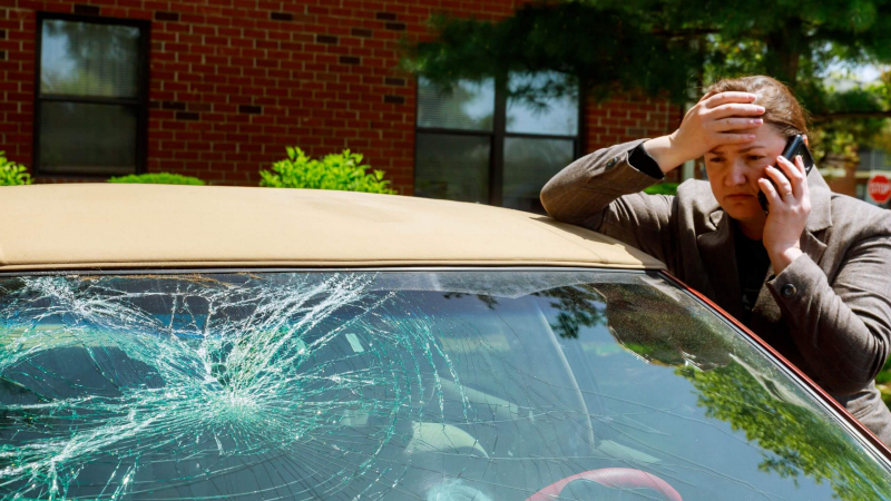 How Much Does It Cost to Replace a Windshield? | Chase