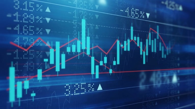 Bolsa de Valores reflete recorde em Wall Street enquanto mercado brasileiro lida com volatilidade e juros altos