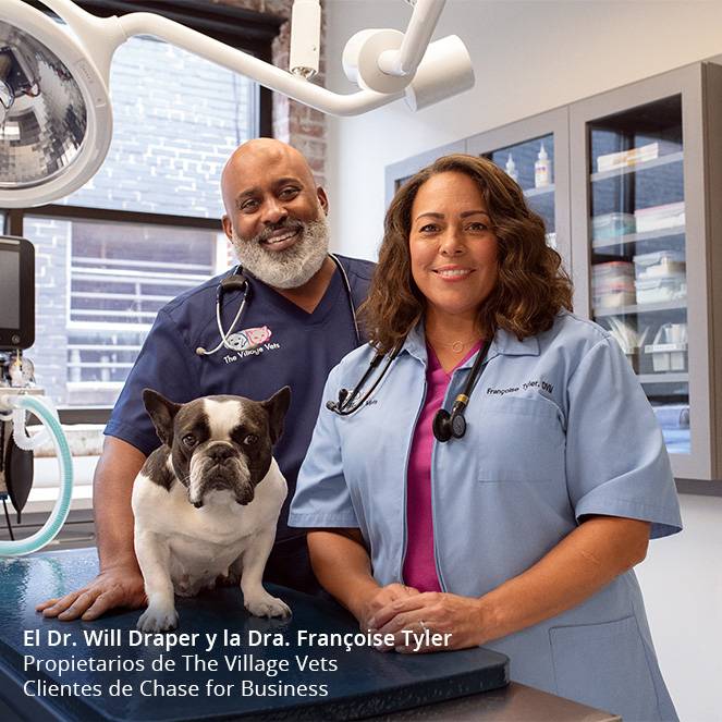 El Dr. Will Draper y la Dra. Françoise Tyler. Propietarios de The Village Vets. Clientes de Chase for Business.