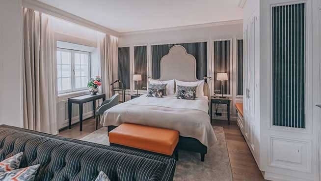Explore Category 4 Hôtel Reisen