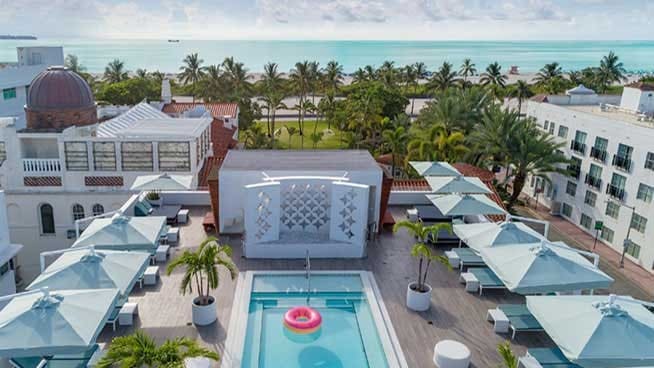 Explore Category 4 Dream South Beach